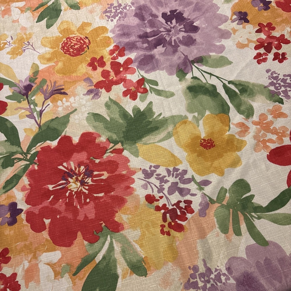 P. Kaufmann Watercolor Summer Floral Tablecloth Poly Blend Rectangle 81" X 59"
